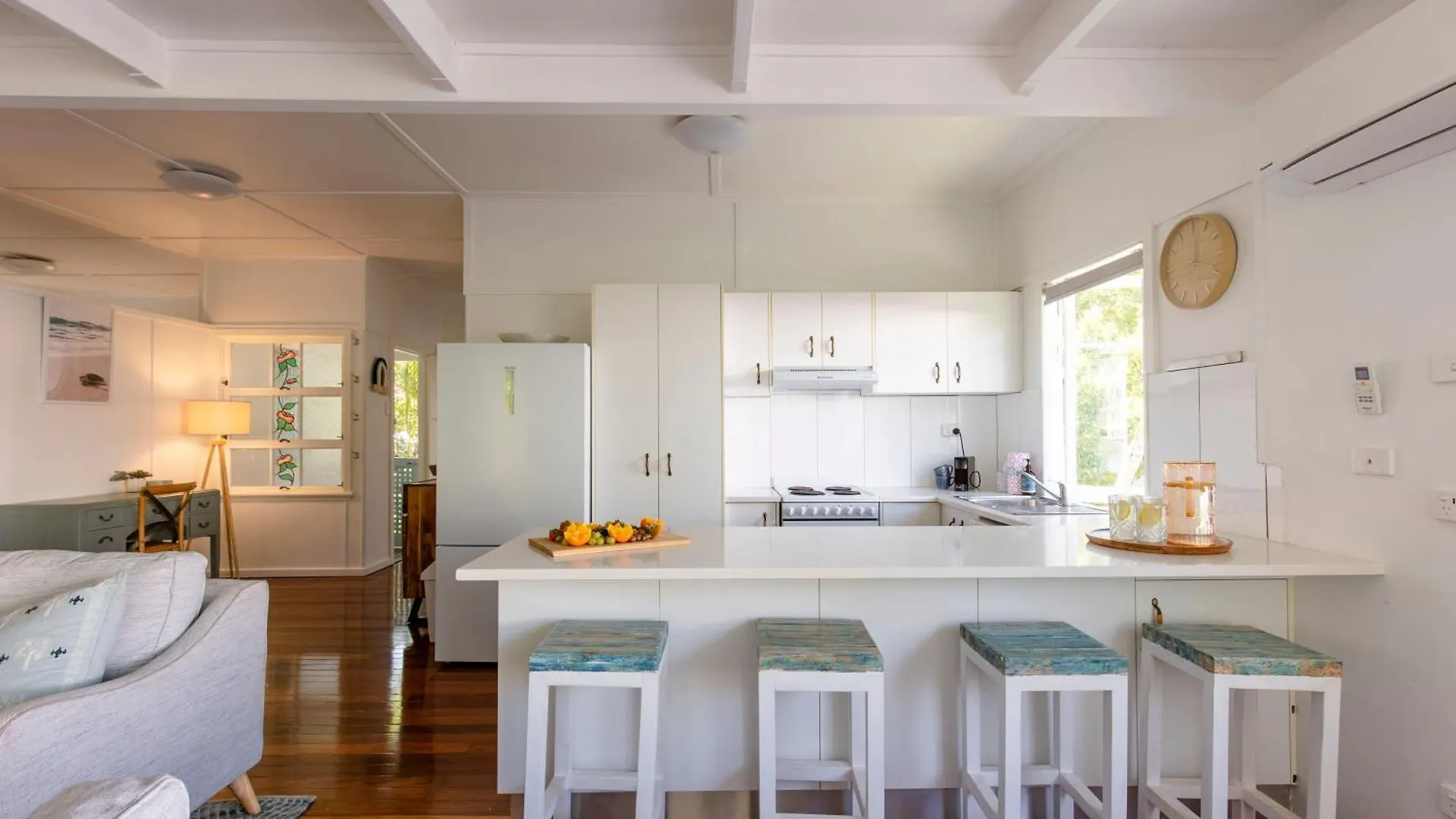 Charming Coastal Cottage Caloundra