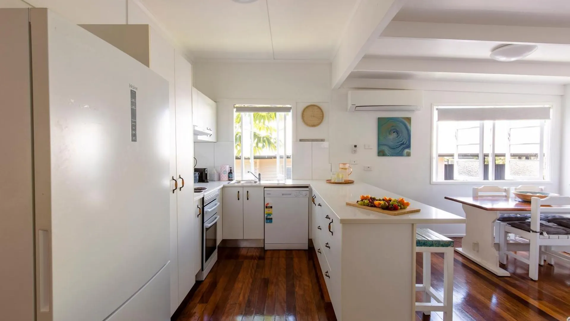 Charming Coastal Cottage Caloundra Holiday home
