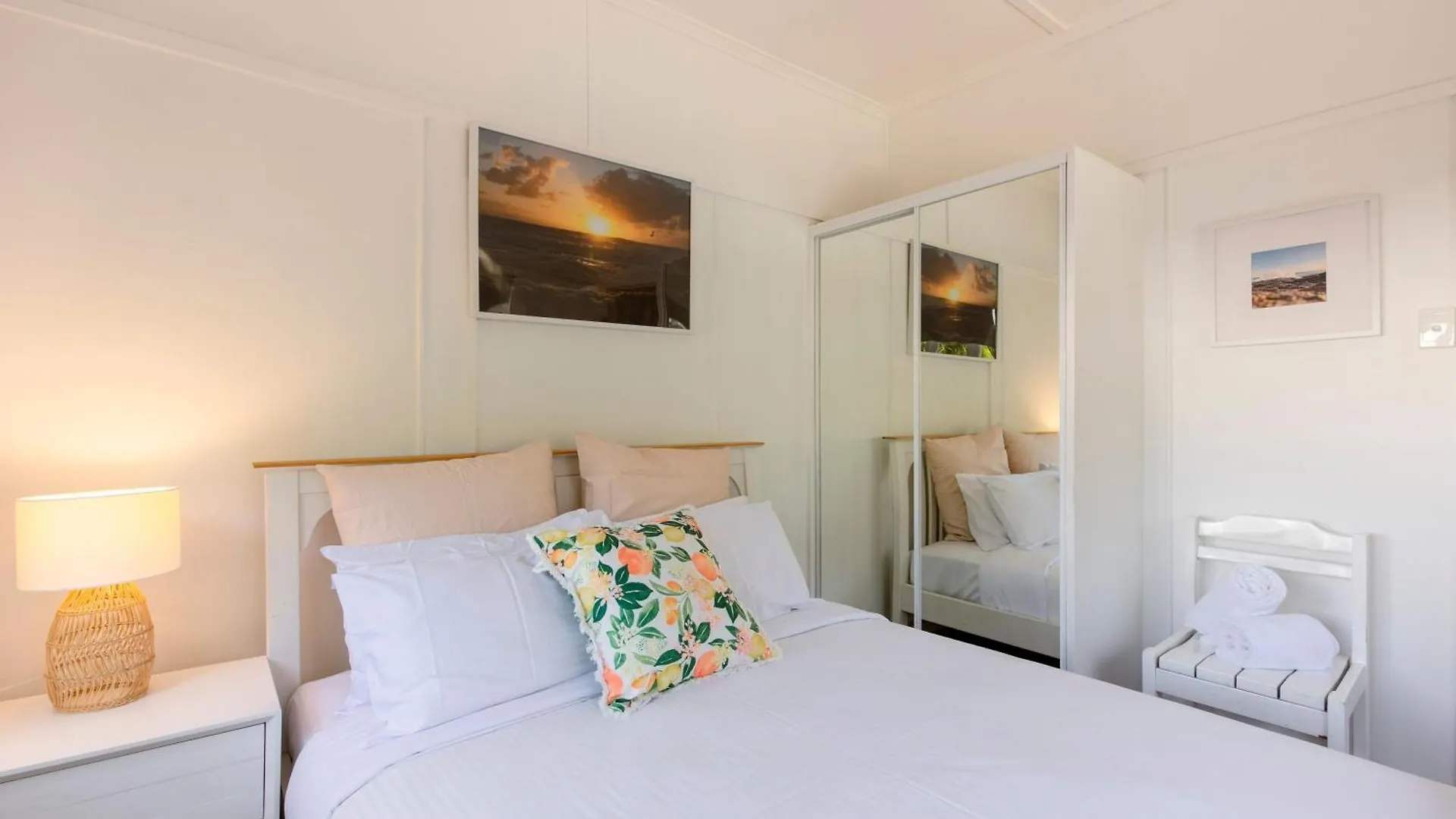 Charming Coastal Cottage Caloundra 0*,  Australia