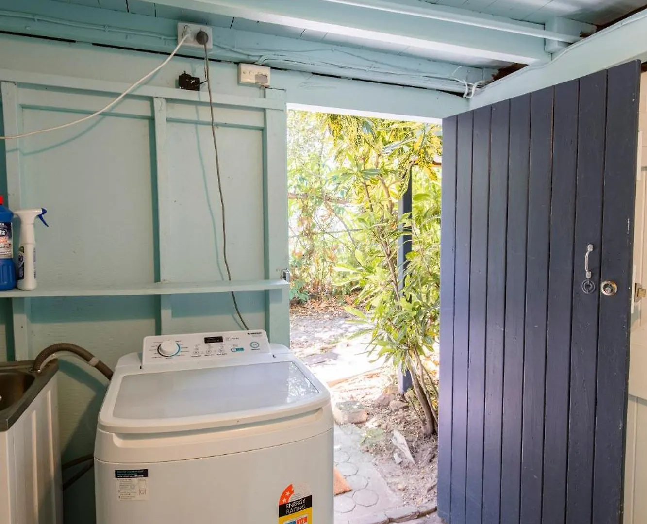 Charming Coastal Cottage Caloundra